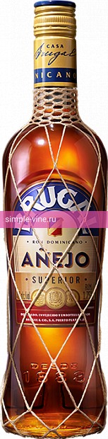 Фото 3 - Ром Brugal Anejo Superior 0.7 л